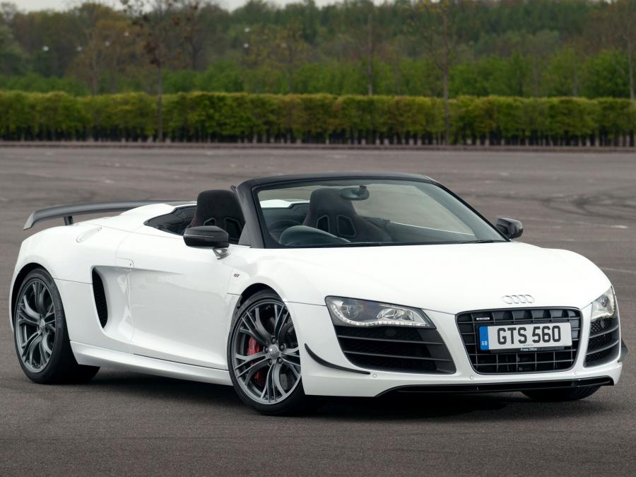  Audi R8 GT Spyder 2011 года  (UK) (фото 17 из 21)